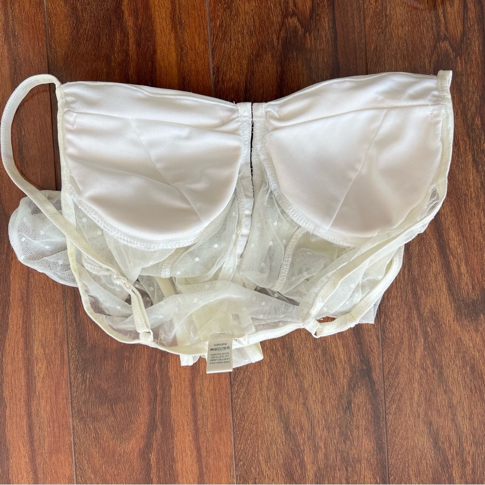 Bozzolo Cream Sheer Bodysuit - Picture 7 of 16